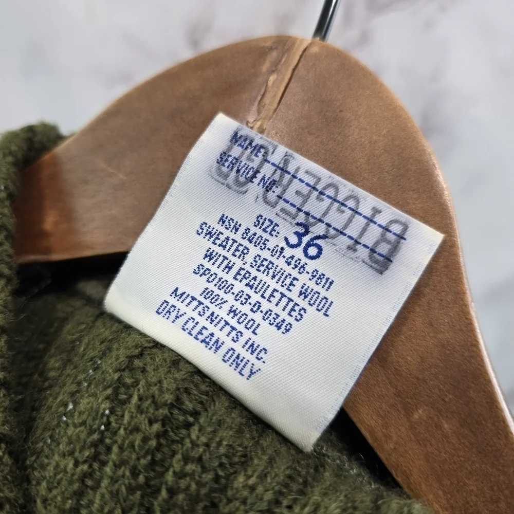 Vintage Wool Sweater Mens S 36 Green Shoulder Elbow Commando Military Tactical